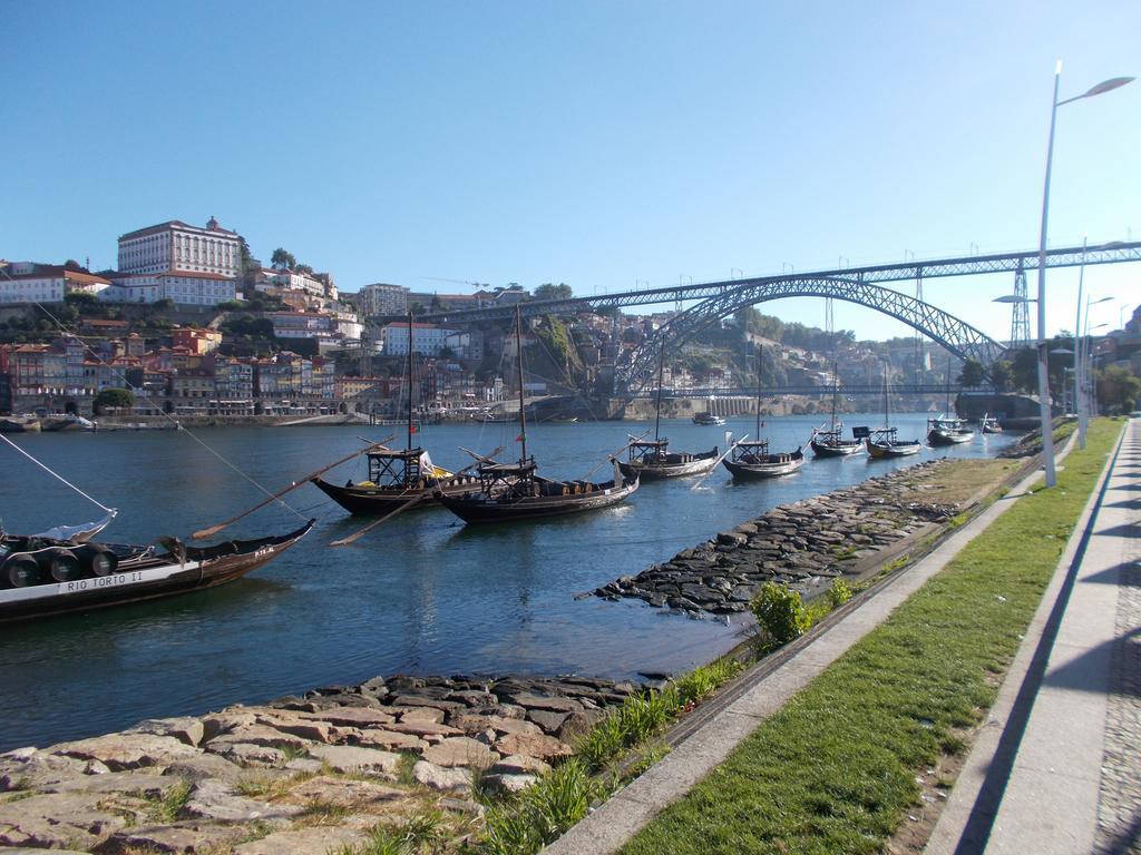 Almenara Suites Guest House Vila Nova de Gaia Zewnętrze zdjęcie